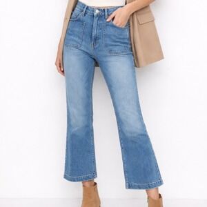 FRAME Le Bardot Crop Flare Jeans Medium Wash 26 Y2K Retro 90s Revival Soft Girl